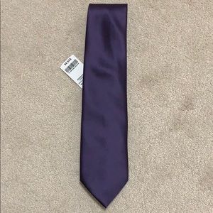 Le chateau purple tie